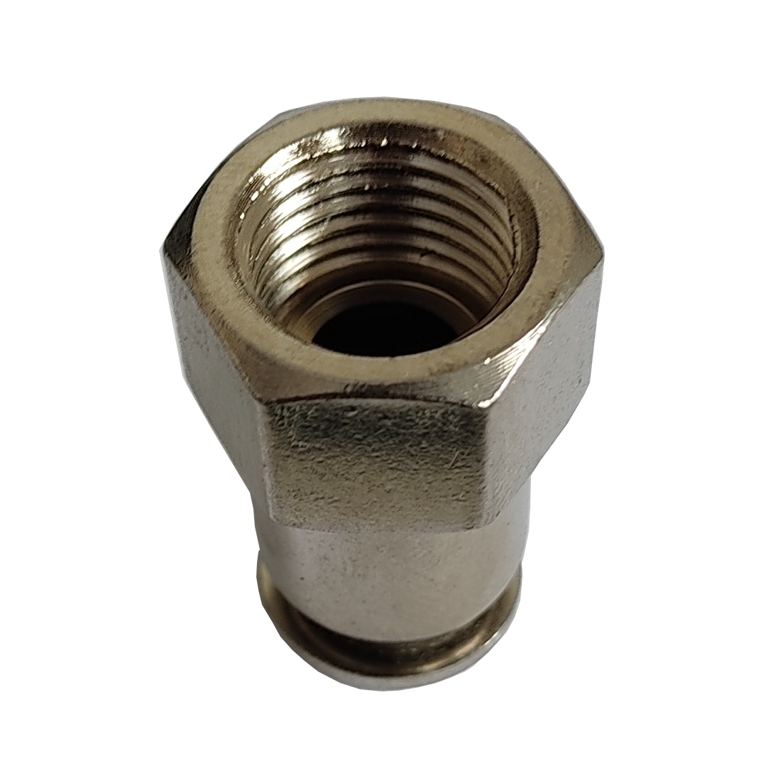 Conector Reto Tubo 8 x Rosca Fêmea 1/4