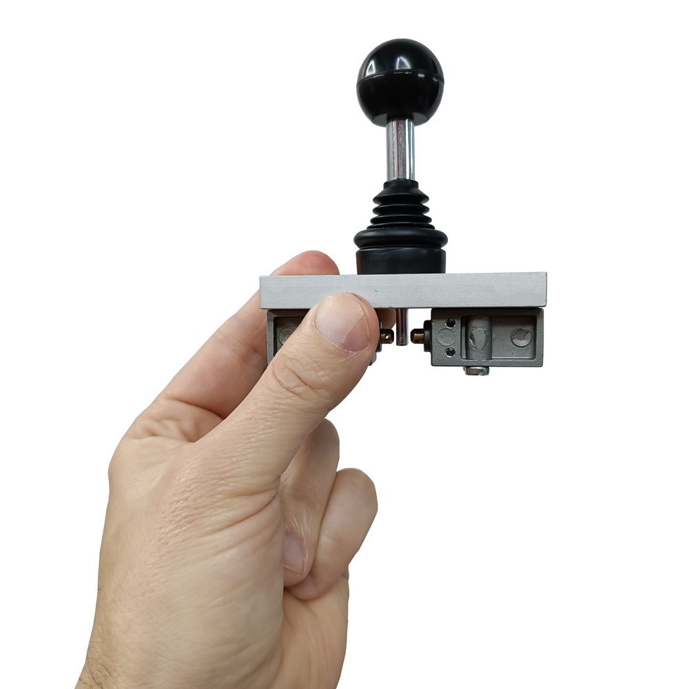 Joystick c/ Duas Válvulas M5